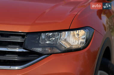 Внедорожник / Кроссовер Volkswagen T-Cross 2021 в 