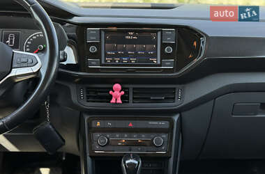 Внедорожник / Кроссовер Volkswagen T-Cross 2021 в 