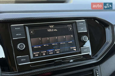 Внедорожник / Кроссовер Volkswagen T-Cross 2021 в 