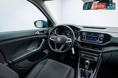 Позашляховик / Кросовер Volkswagen T-Cross 2020 в 