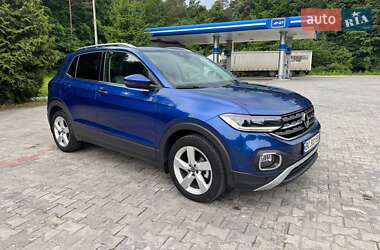 Внедорожник / Кроссовер Volkswagen T-Cross 2021 в 