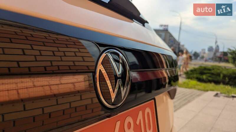 Внедорожник / Кроссовер Volkswagen T-Cross 2024 в Киеве
