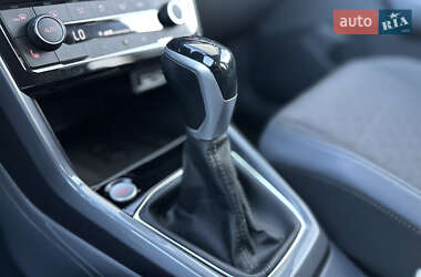 Внедорожник / Кроссовер Volkswagen T-Cross 2020 в 