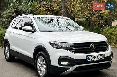 Внедорожник / Кроссовер Volkswagen T-Cross 2022 в 