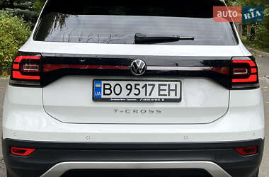 Внедорожник / Кроссовер Volkswagen T-Cross 2022 в 
