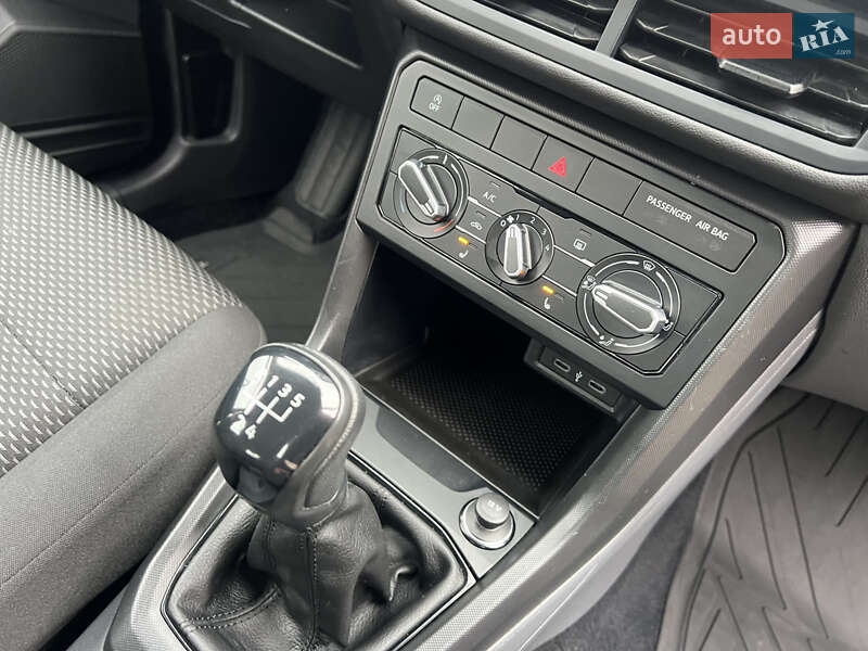 Внедорожник / Кроссовер Volkswagen T-Cross 2020 в Киеве