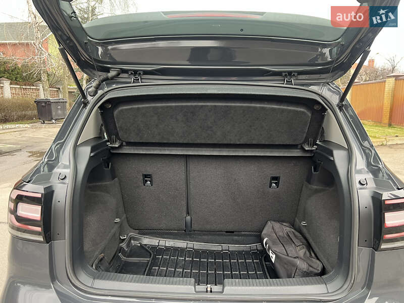 Внедорожник / Кроссовер Volkswagen T-Cross 2020 в Киеве