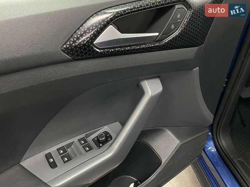 Внедорожник / Кроссовер Volkswagen T-Cross 2020 в Киеве