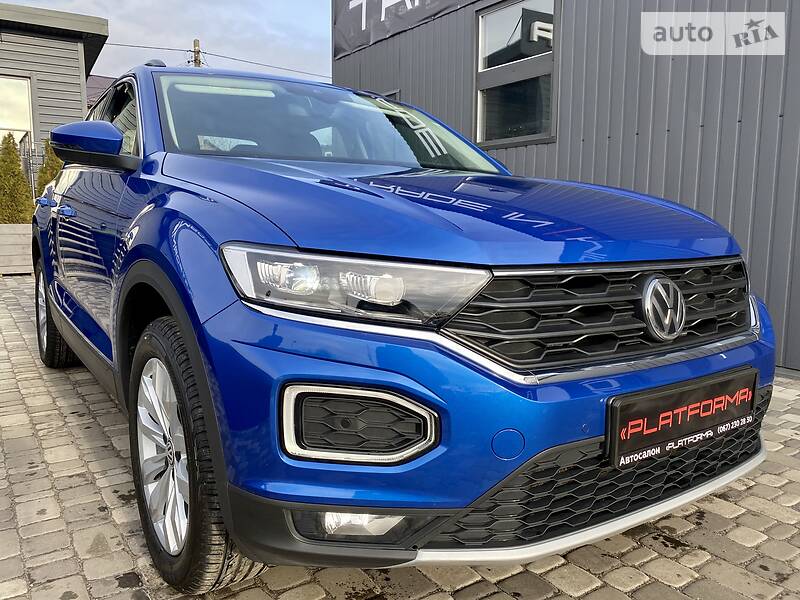 Внедорожник / Кроссовер Volkswagen T-Roc 2019 в Киеве