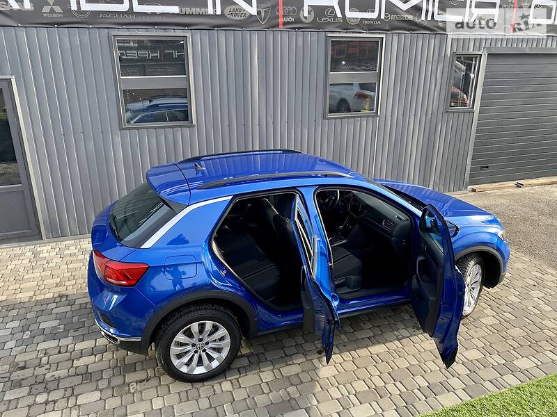 Внедорожник / Кроссовер Volkswagen T-Roc 2019 в Киеве