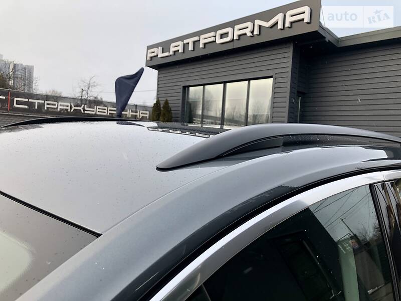 Позашляховик / Кросовер Volkswagen T-Roc 2019 в Києві