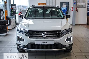 Позашляховик / Кросовер Volkswagen T-Roc 2019 в 