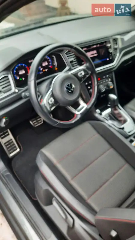 Volkswagen T-Roc 2021