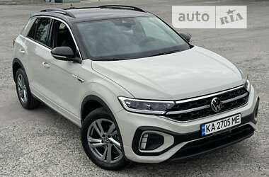 Внедорожник / Кроссовер Volkswagen T-Roc 2023 в Ужгороде