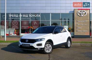 Внедорожник / Кроссовер Volkswagen T-Roc 2019 в Киеве