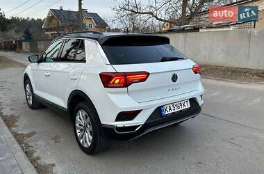 Позашляховик / Кросовер Volkswagen T-Roc 2021 в Києві