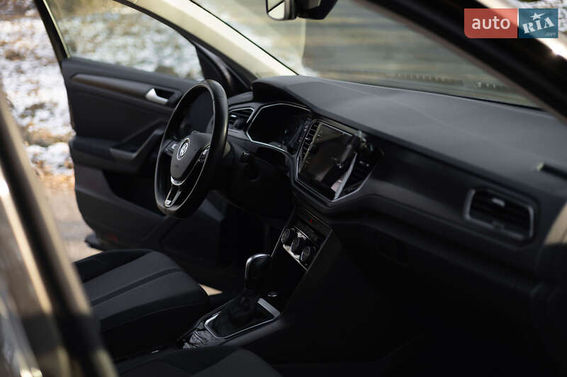 Позашляховик / Кросовер Volkswagen T-Roc 2019 в Устинівці