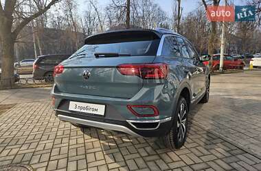 Позашляховик / Кросовер Volkswagen T-Roc 2023 в Києві