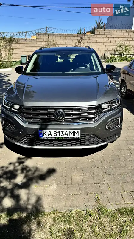Volkswagen T-Roc 2021