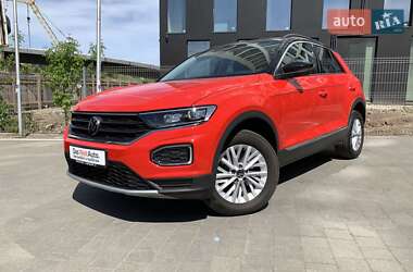 Позашляховик / Кросовер Volkswagen T-Roc 2021 в Івано-Франківську