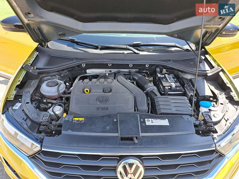 Позашляховик / Кросовер Volkswagen T-Roc 2019 в Києві