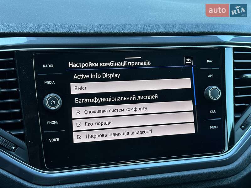 Позашляховик / Кросовер Volkswagen T-Roc 2021 в Мукачевому
