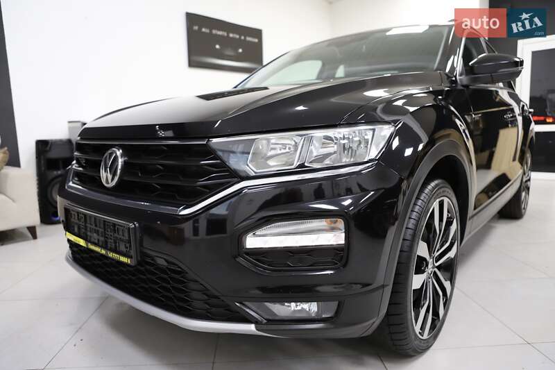 Внедорожник / Кроссовер Volkswagen T-Roc 2019 в Дрогобыче
