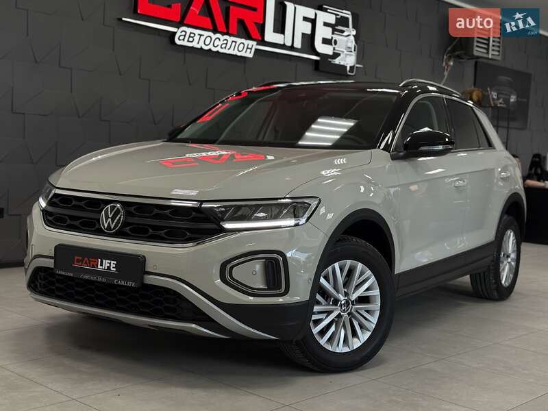Volkswagen T-Roc 2023