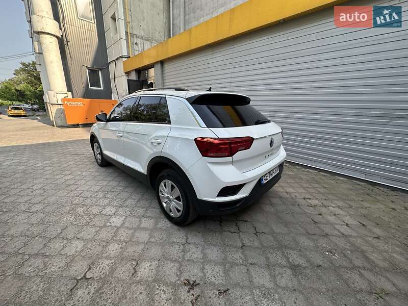 Внедорожник / Кроссовер Volkswagen T-Roc 2019 в Днепре