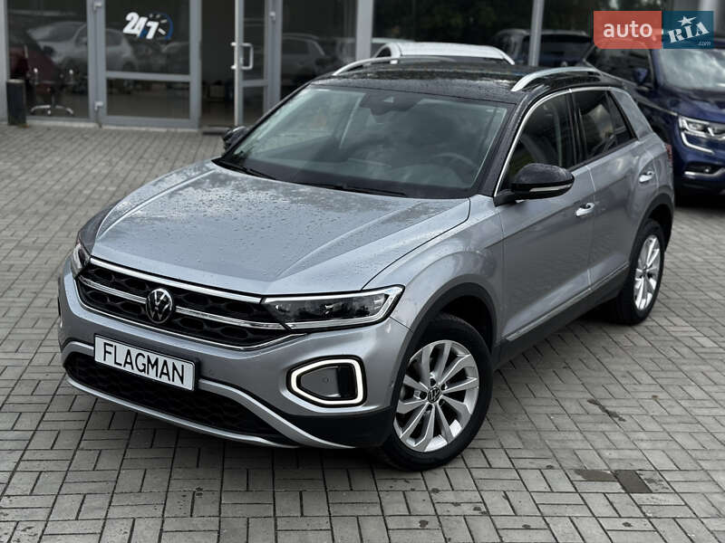 Внедорожник / Кроссовер Volkswagen T-Roc 2022 в Днепре