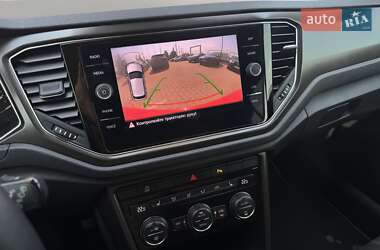 Внедорожник / Кроссовер Volkswagen T-Roc 2019 в 