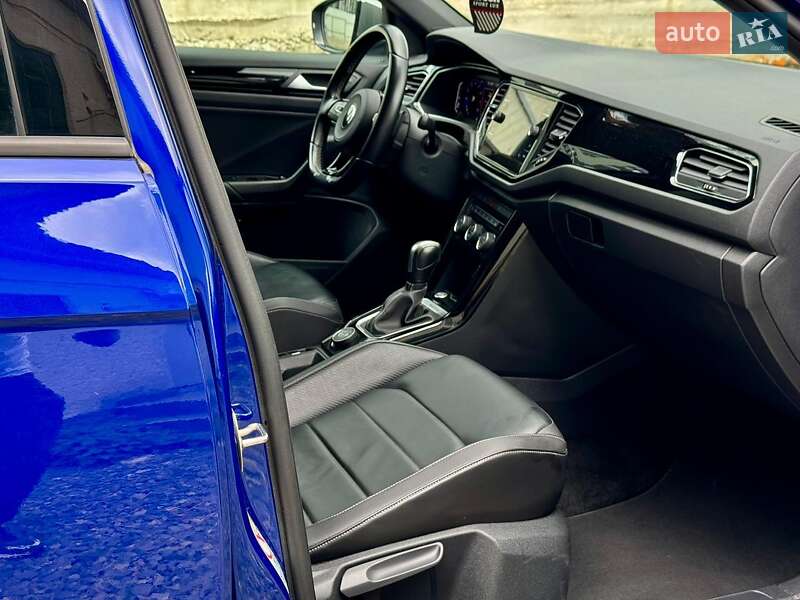 Позашляховик / Кросовер Volkswagen T-Roc 2020 в Ужгороді