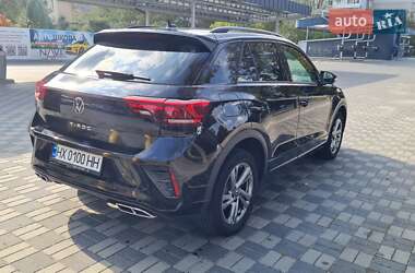 Внедорожник / Кроссовер Volkswagen T-Roc 2022 в 