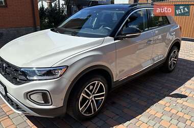 Позашляховик / Кросовер Volkswagen T-Roc 2022 в Умані
