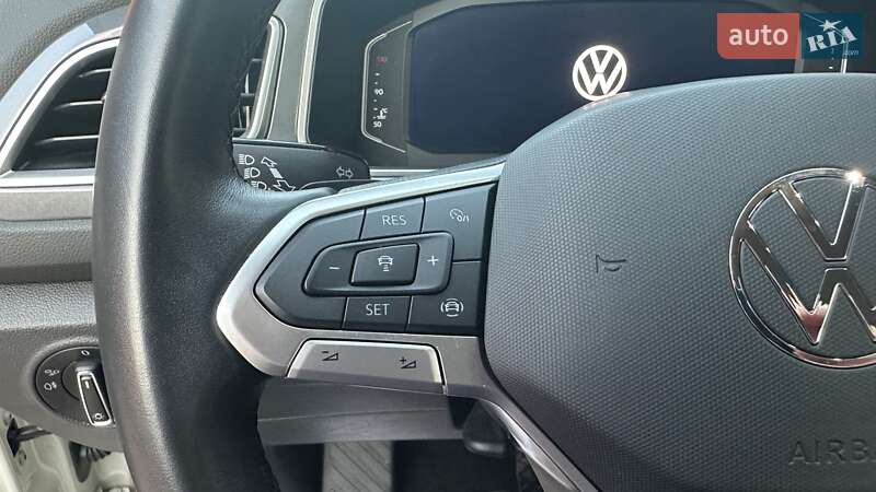 Внедорожник / Кроссовер Volkswagen T-Roc 2022 в Умани