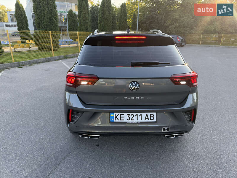 Внедорожник / Кроссовер Volkswagen T-Roc 2022 в Александрие