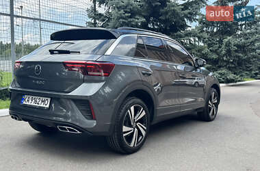 Внедорожник / Кроссовер Volkswagen T-Roc 2024 в 