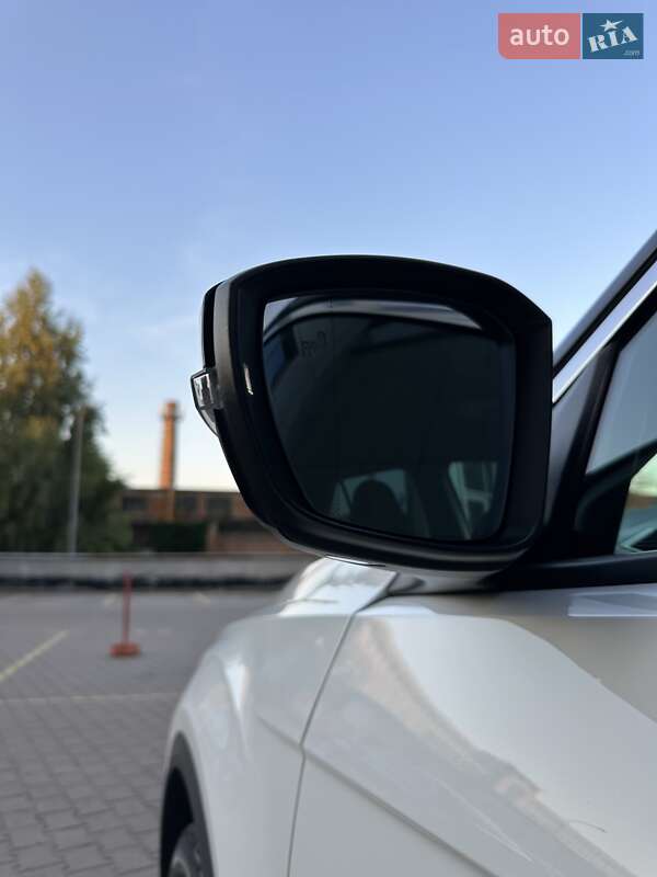 Позашляховик / Кросовер Volkswagen T-Roc 2019 в Києві фото 21 Позашляховик / Кросовер Volkswagen T-Roc 2019 в Києві