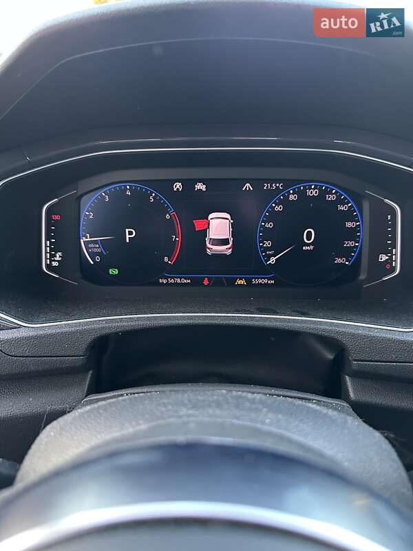 Позашляховик / Кросовер Volkswagen T-Roc 2019 в Києві фото 36 Позашляховик / Кросовер Volkswagen T-Roc 2019 в Києві