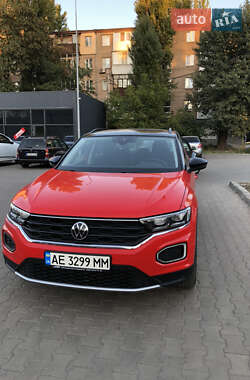 Позашляховик / Кросовер Volkswagen T-Roc 2021 в Кривому Розі