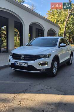 Позашляховик / Кросовер Volkswagen T-Roc 2019 в Одесі