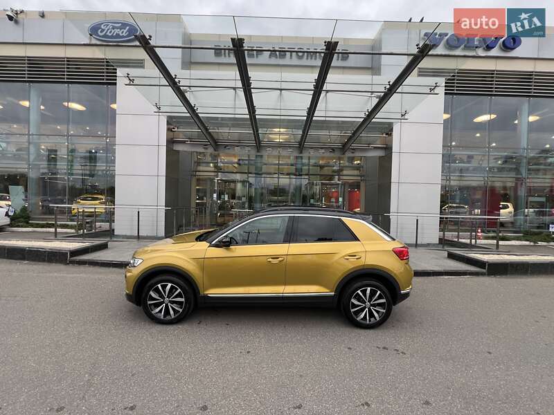 Позашляховик / Кросовер Volkswagen T-Roc 2019 в Києві