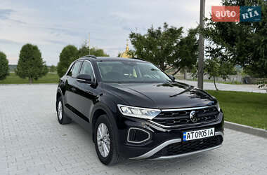 Позашляховик / Кросовер Volkswagen T-Roc 2023 в Івано-Франківську