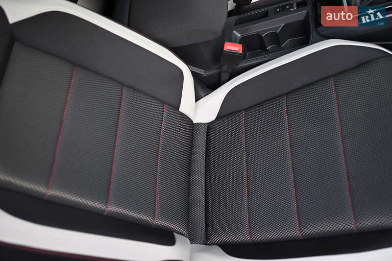 Позашляховик / Кросовер Volkswagen T-Roc 2019 в Броварах