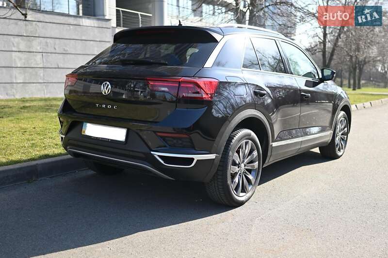 Позашляховик / Кросовер Volkswagen T-Roc 2019 в Броварах