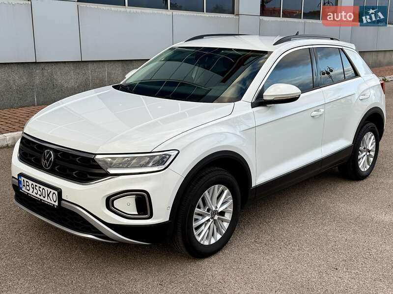 Внедорожник / Кроссовер Volkswagen T-Roc 2023 в Киеве фото 4 Внедорожник / Кроссовер Volkswagen T-Roc 2023 в Киеве