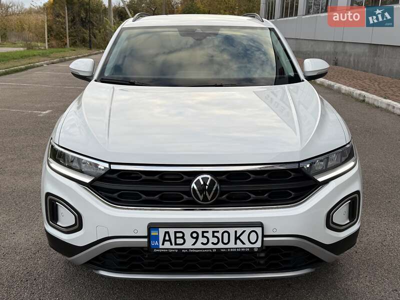 Внедорожник / Кроссовер Volkswagen T-Roc 2023 в Киеве фото 10 Внедорожник / Кроссовер Volkswagen T-Roc 2023 в Киеве