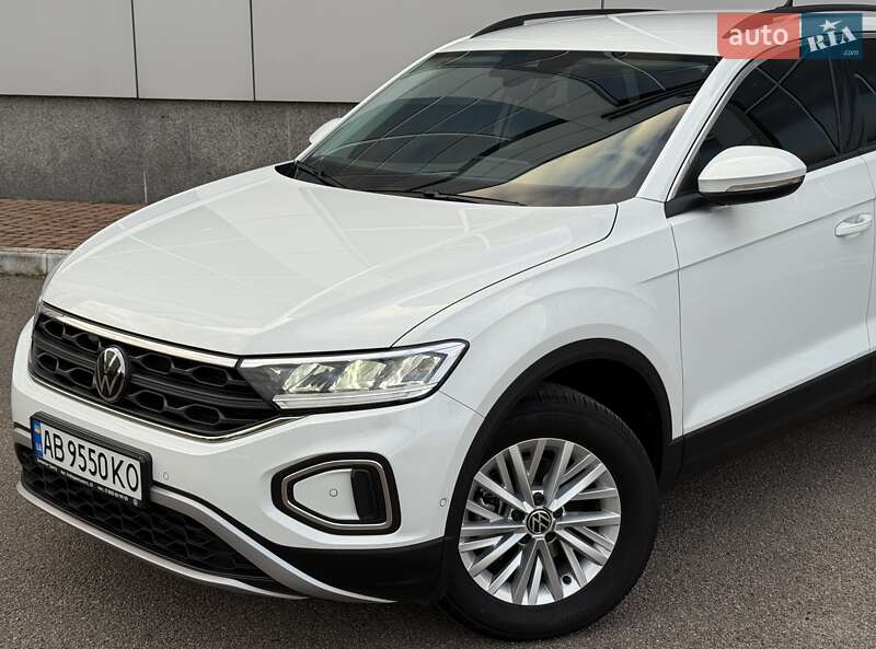 Внедорожник / Кроссовер Volkswagen T-Roc 2023 в Киеве фото 16 Внедорожник / Кроссовер Volkswagen T-Roc 2023 в Киеве