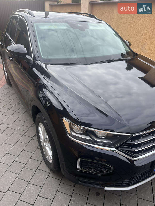 Позашляховик / Кросовер Volkswagen T-Roc 2019 в Мукачевому