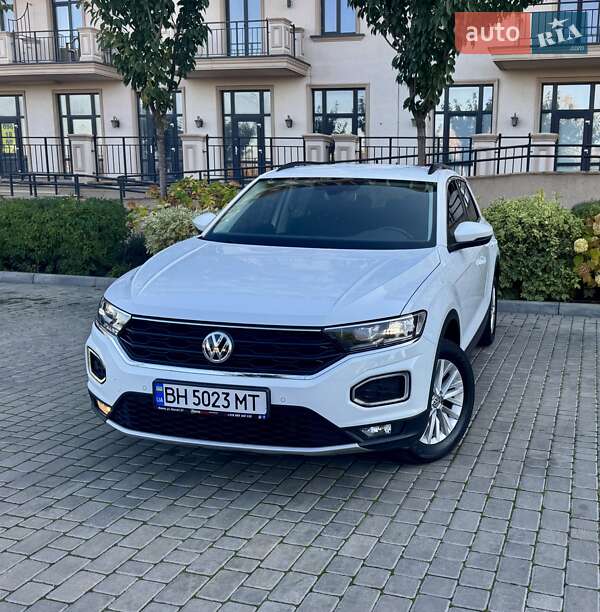 Внедорожник / Кроссовер Volkswagen T-Roc 2019 в Одессе